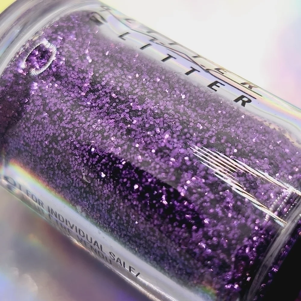 MAC Cosmetics Fuchsia Glitter LE - Picture 6 of 7